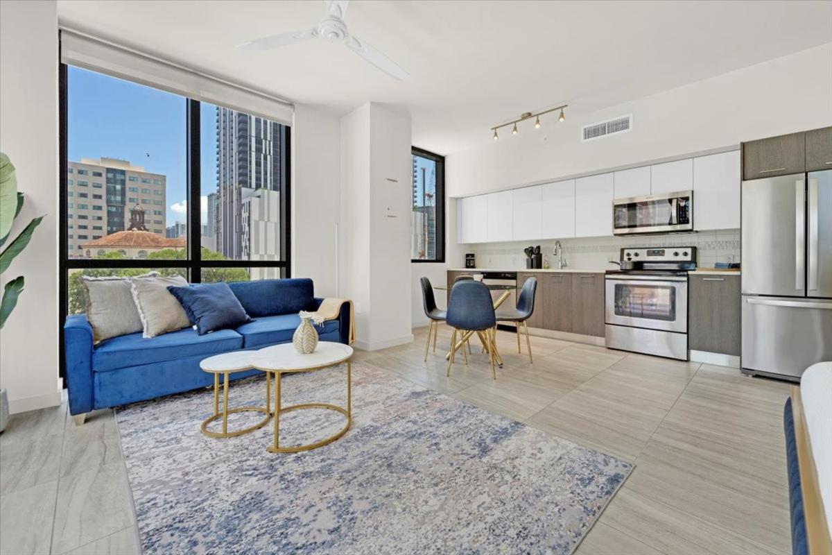 Devereaux Miami Luxury One-Bedroom And Studios Exterior photo
