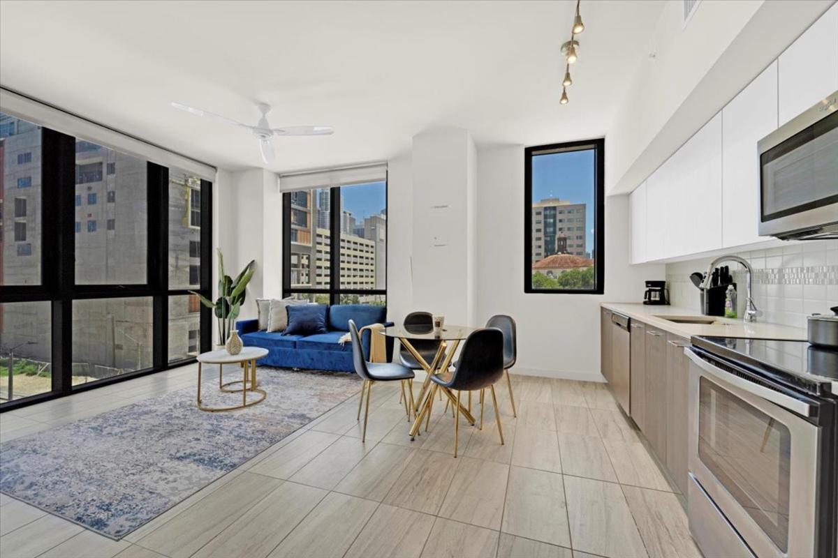 Devereaux Miami Luxury One-Bedroom And Studios Exterior photo