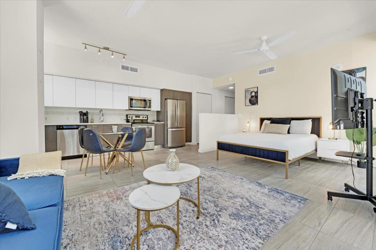 Devereaux Miami Luxury One-Bedroom And Studios Exterior photo