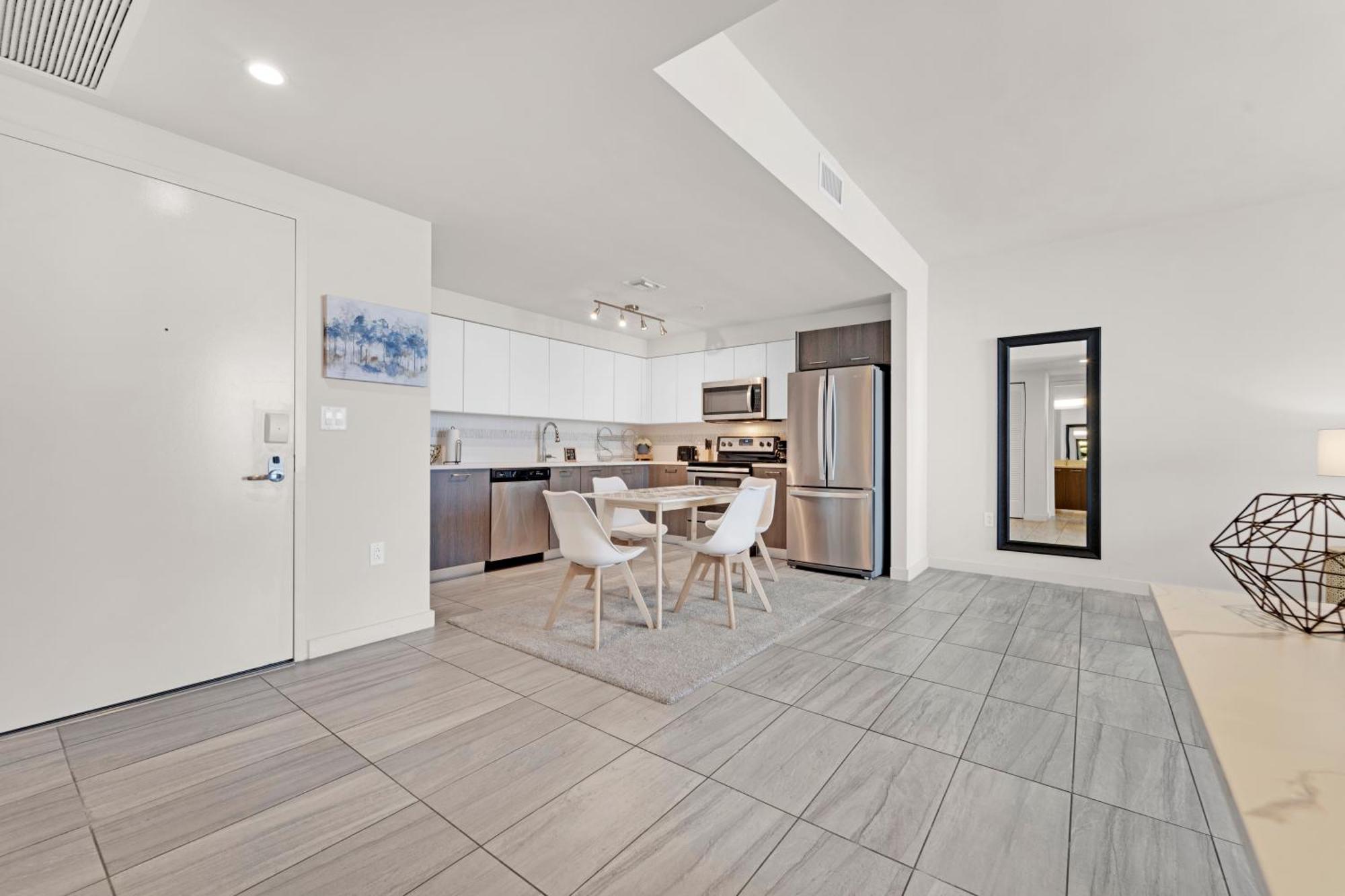 Devereaux Miami Luxury One-Bedroom And Studios Exterior photo