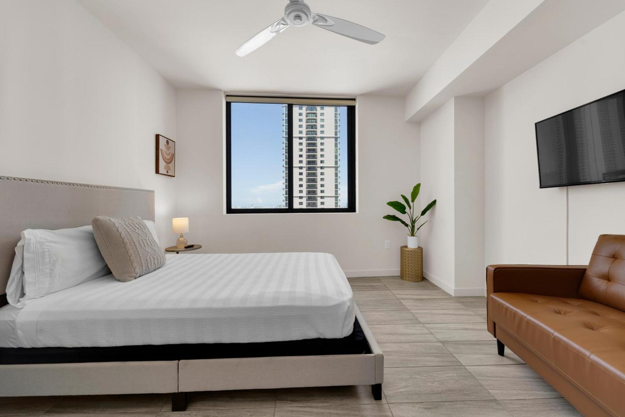 Devereaux Miami Luxury One-Bedroom And Studios Exterior photo