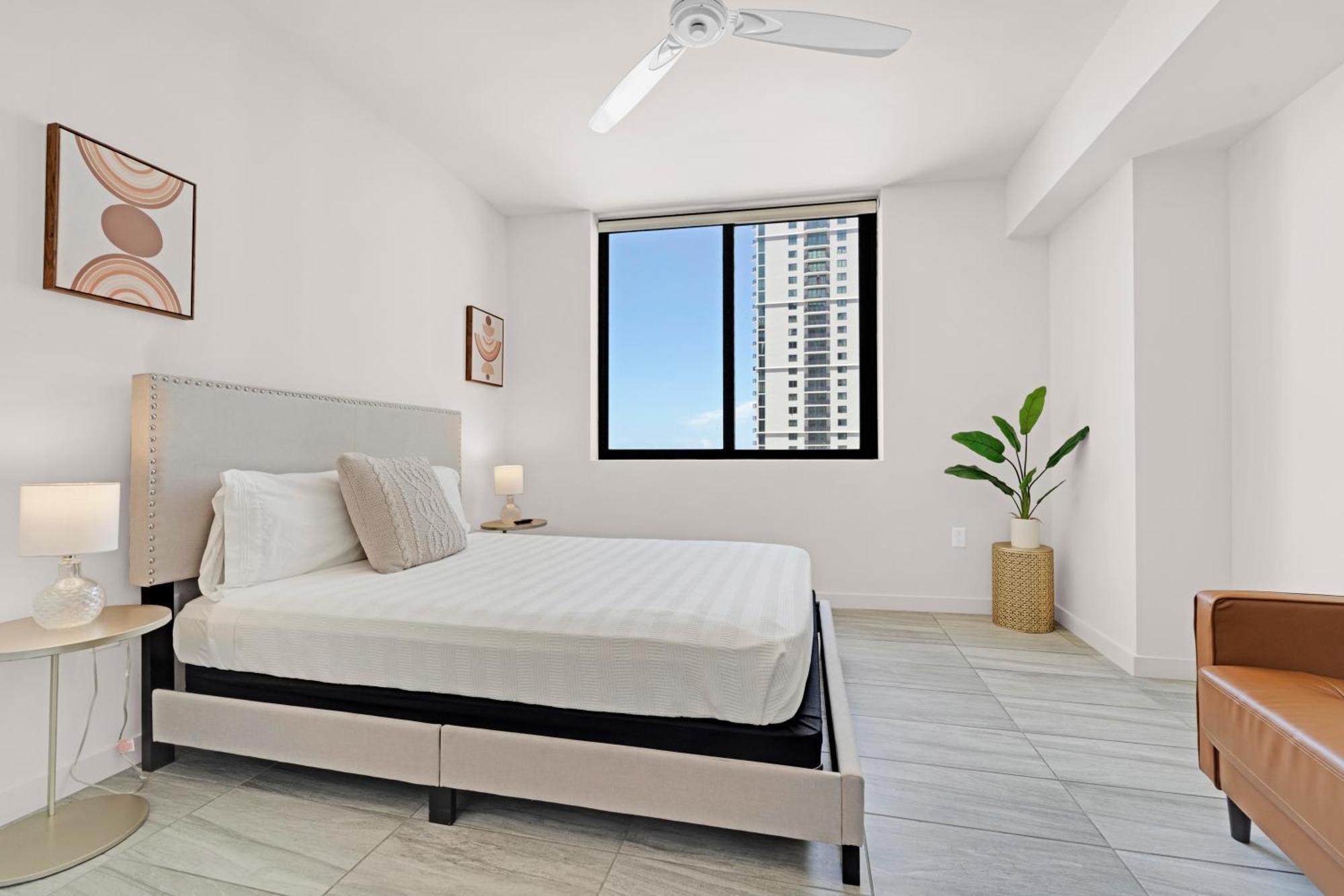 Devereaux Miami Luxury One-Bedroom And Studios Exterior photo